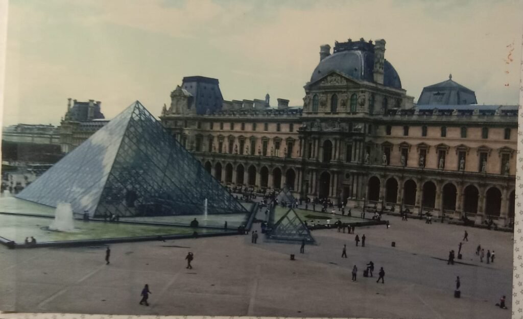 louvre